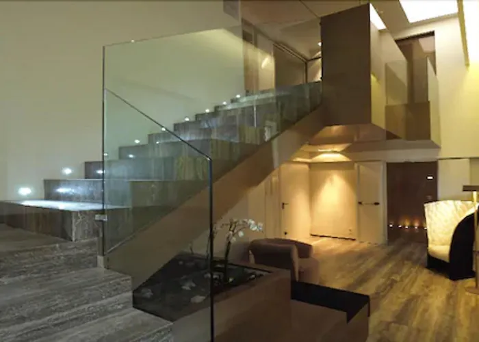 Hotel Romano House